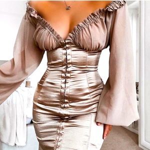 HOUSE OF CB - GRAY LONG SLEEVE DRESS